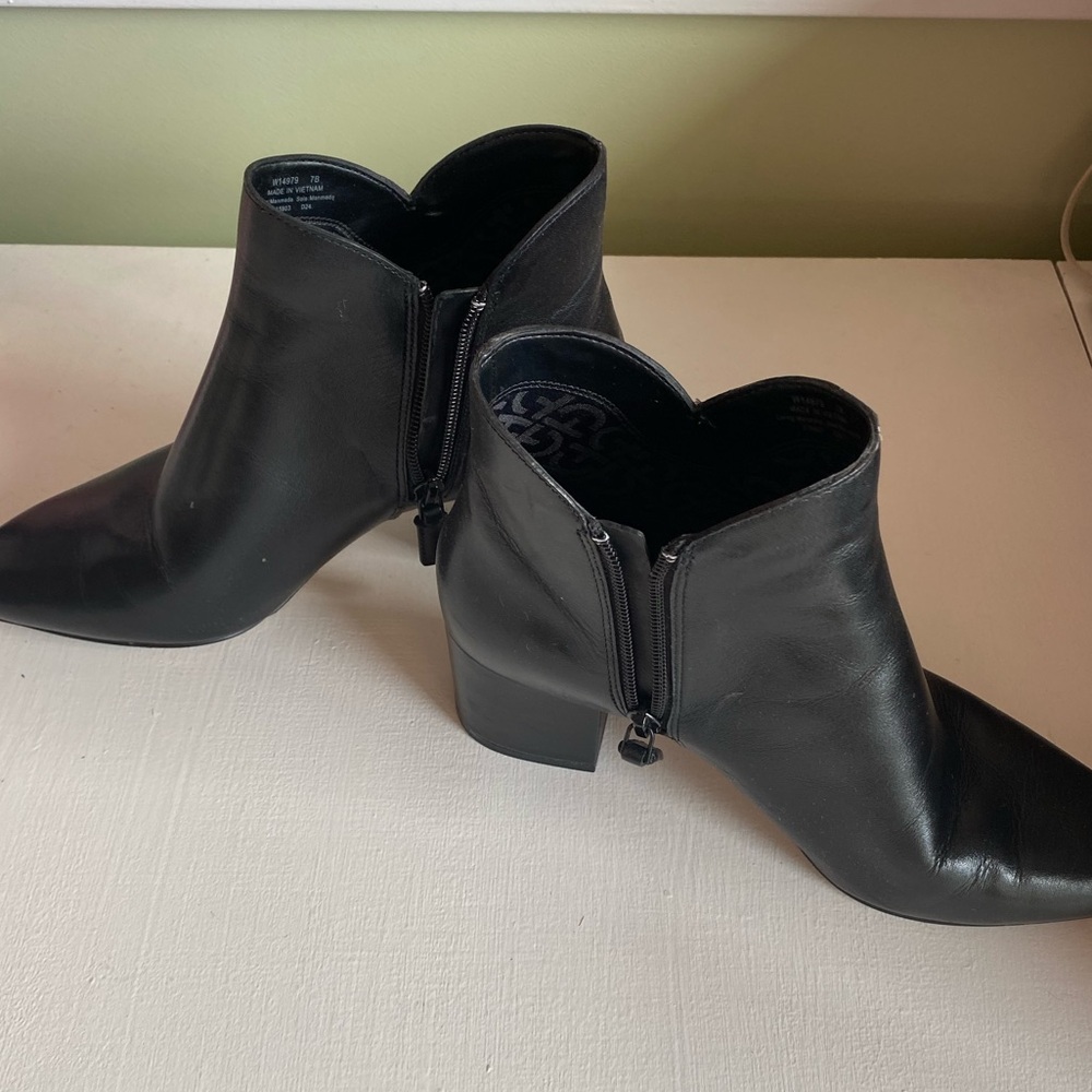 Worn once Cole Haan Black Leather Ankle Boots with chunky heel & zipper closure - Picture 2 of 12